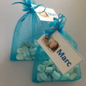 Organza zakje met naamlabel