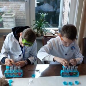 Kinderfeest thema science